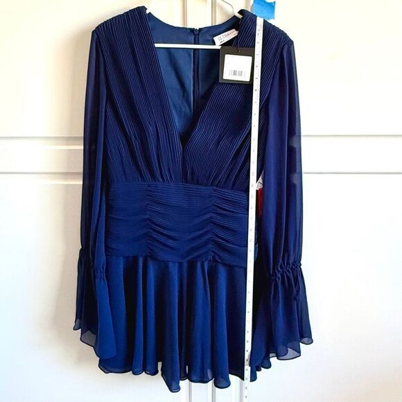 NWT Ieena for Mac Duggal  Pleated Bell Sleeve Chiffon Cocktail Mini Dress, Size - Picture 10 of 12